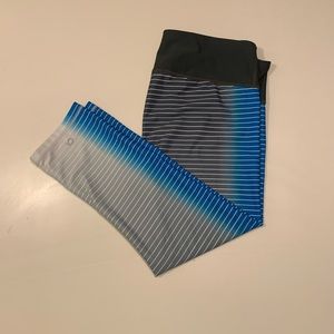 Gap Gapfit workout Capri blue grey stripe